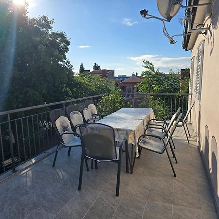 Apartment Tome Biograd Na Moru Esterno foto