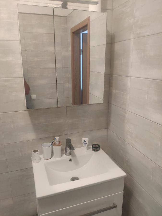 Apartment Tome Biograd Na Moru Esterno foto