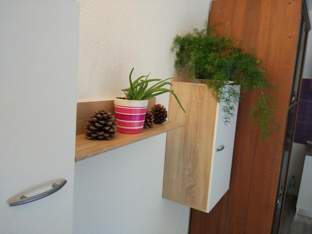 Apartment Tome Biograd Na Moru Esterno foto
