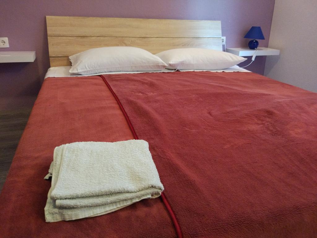 Apartment Tome Biograd Na Moru Esterno foto
