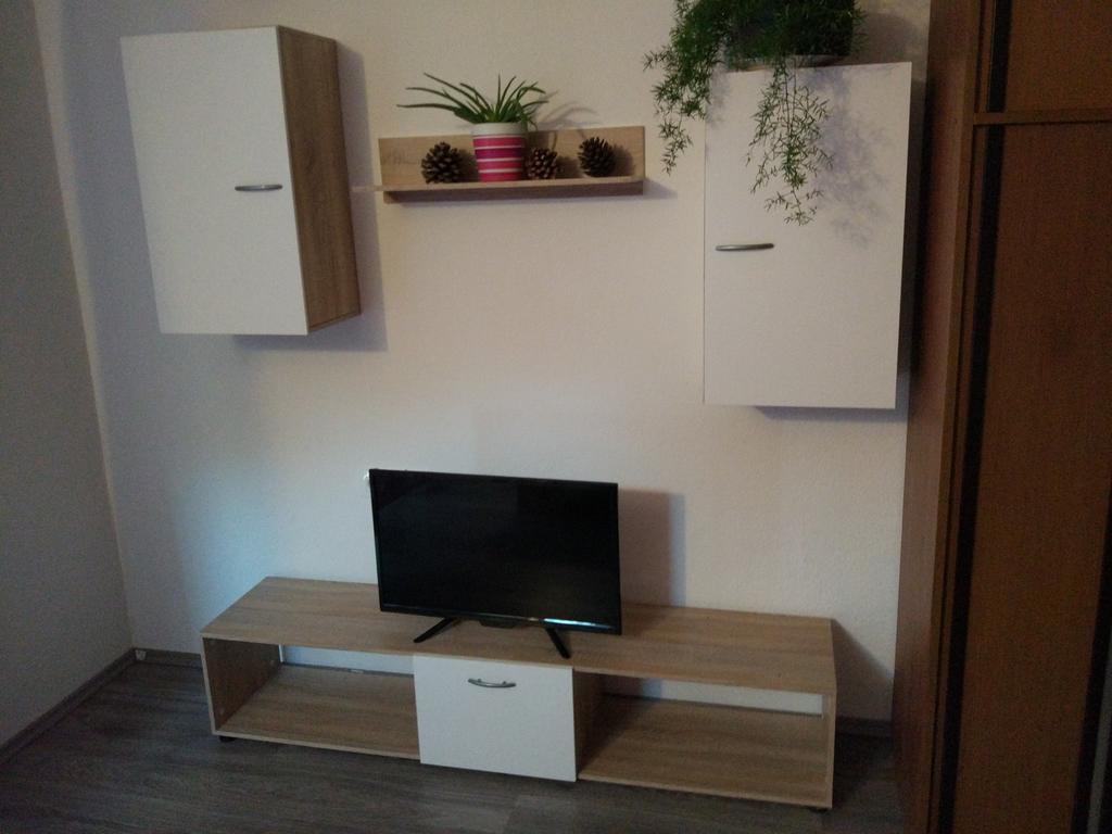 Apartment Tome Biograd Na Moru Esterno foto
